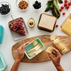 Eating Right Made Easy Your Simple Guide to Healthy Meals Eating Right Made Easy Your Simple Guide to Healthy Meals