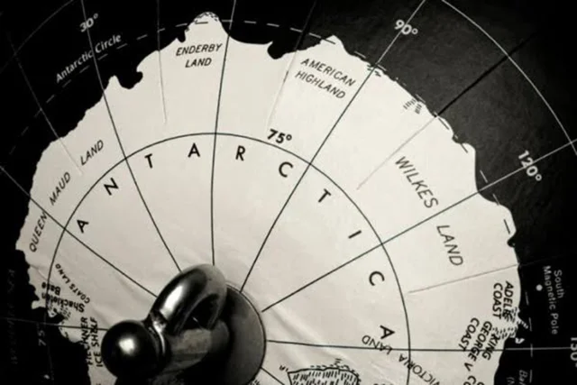 Antarctica Has No Time Zone